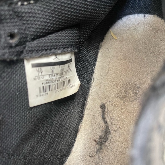 Nike Air Jordan 1 Retro. Black and grey. 7Y - Picture 6 of 7